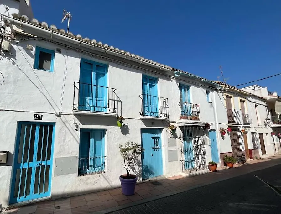 Apartment With Roof Terrace In The Historic Center Estepona 0*,